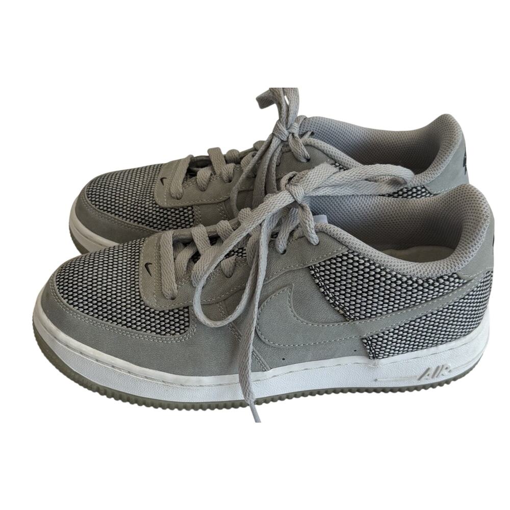 Nike Air Force 1 Low Boys Youth 6Y Wolf Grey Sneakers Athletic Shoes 748981-005